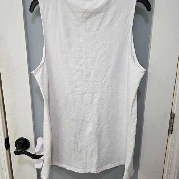 Torrid White High Neck Sleeveless Tank Top – Size 3 - Picture 11 of 11